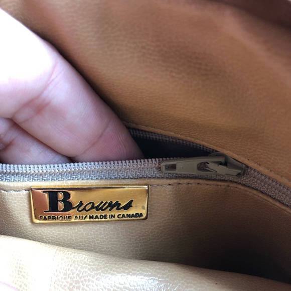 Cross Body Purse - Picture 2 of 3